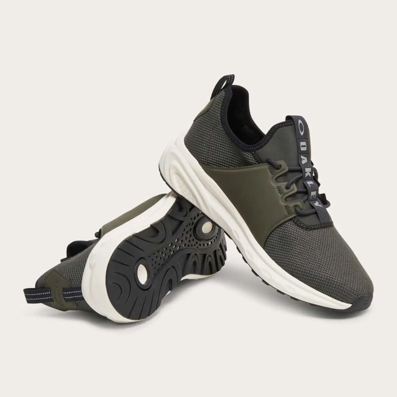 Oakley Dry OS New Dark Brush Sko