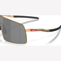 Oakley Sutro TI Patrick Mahomes II Collection Matte Gold Prizm Black