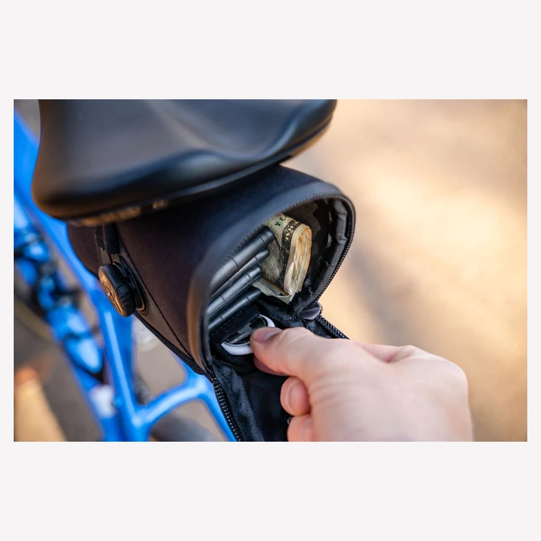 KOM CYCLING Saddle Bag with ATOP Dial and Disc for Varia