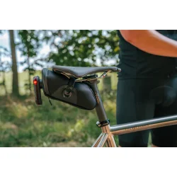 KOM CYCLING Saddle Bag with ATOP Dial and Disc for Varia
