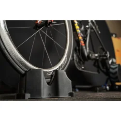KOM CYCLING Indoor Trainer Block (Black