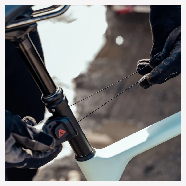 KOM CYCLING Garmin Varia Mount