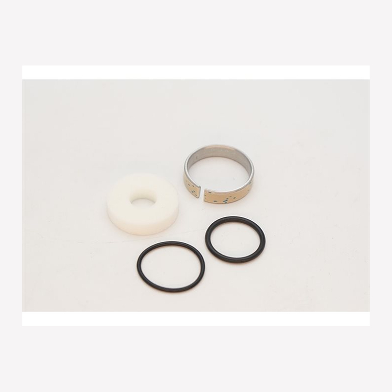 ROCKSHOX 200 Hour/1 Year Service Kit Seatpost Service Kit - (Includes Foam Ring, Inner Sealhead Bushing, &amp; O-Rings) - Reverb Stealth C1